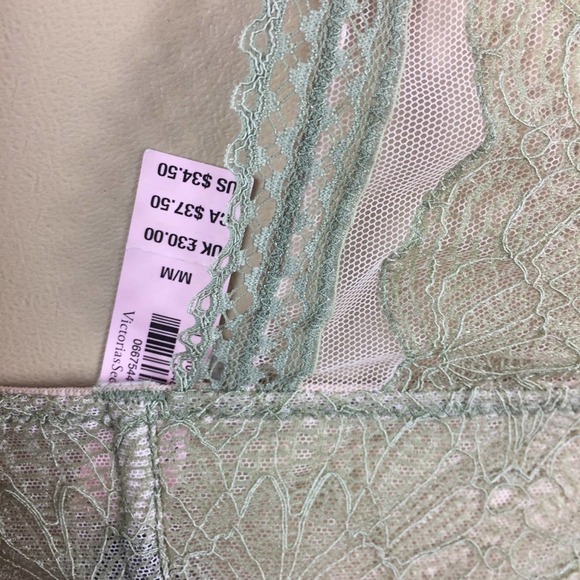 Medium Victoria’s Secret Very Sexy Mesh and Lace Green Bralette - Picture 4 of 4